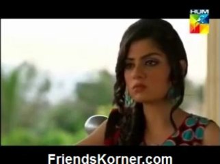 Rida Isfahani looks stunning even in negative role