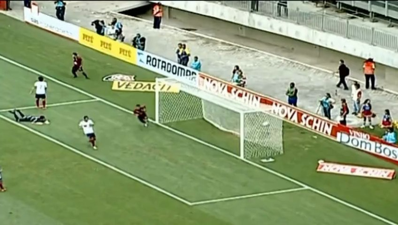 Brasilien: Messis Cousin legt per Hacke auf