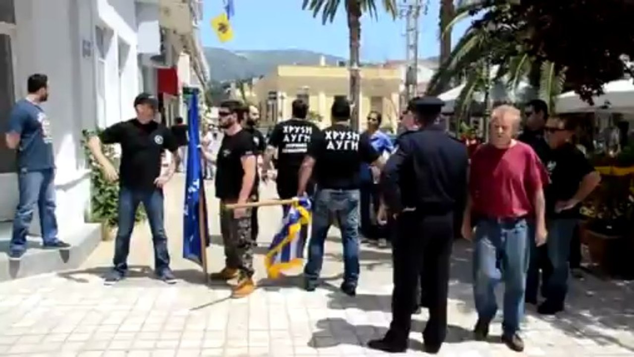 Ένταση μεταξύ Χρυσής Αυγής και ΠΑΜΕ - Κεφαλονιά 2