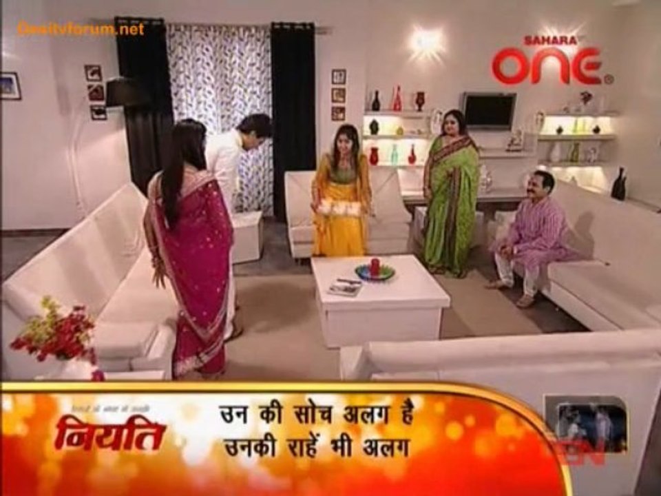 Jhilmil Sitaron Ka Aangan Hoga 1st May 2013 Video Watch pt2