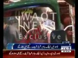 Shahbaz Sharif Travelling in Auto Rikshaw News Package 01 May 2013