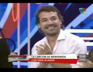 Pedro y elenco Viaje de Locura en Animales Sueltos 1 - 01 de Mayo