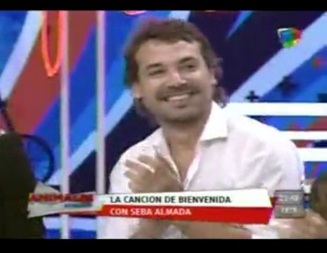Pedro y elenco Viaje de Locura en Animales Sueltos 1 - 01 de Mayo