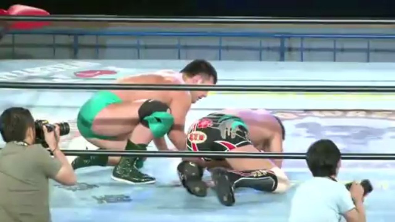 01. Kanemoto & Nakanoue vs Suzuki & Aoki - (AJPW 04/26/13)