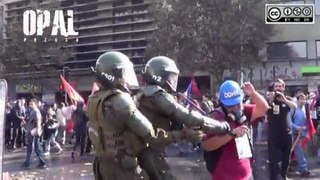 CHILE: BRUTAL REPRESIÓN POLICIAL EN EL DÍA DEL TRABAJADOR