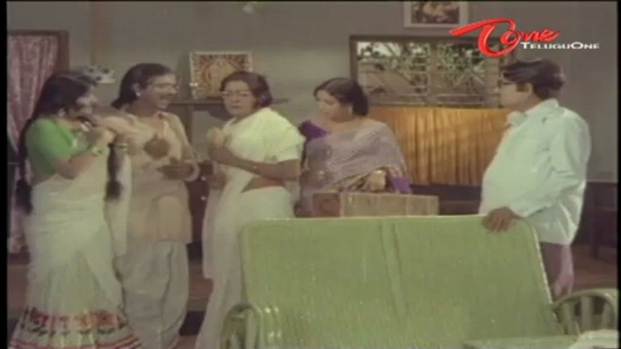 Comedy Scene - Raja Babu Funny Getup As Widow