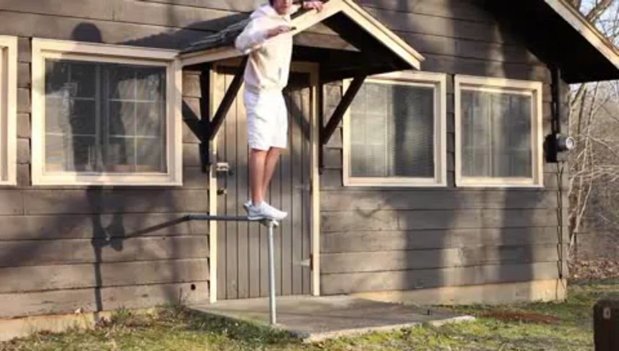 s4 vs iphone drop test