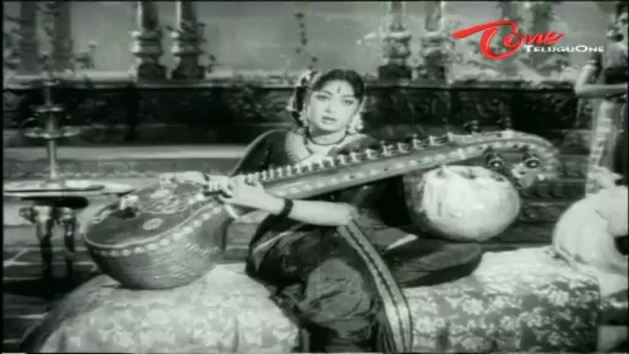 Narthanasala Songs - Sakiya Vivarinchave - NTR - Savithri
