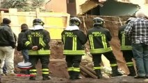 Crolla palazzina sulla Casilina, nessun ferito stabili vicini evacuati