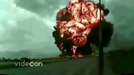Boeing 747 si schianta al suolo per cause inspiegabili