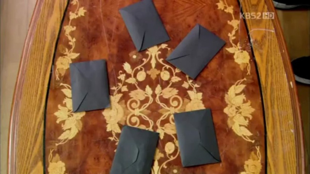 White.Christmas.E1.Zeyra-001