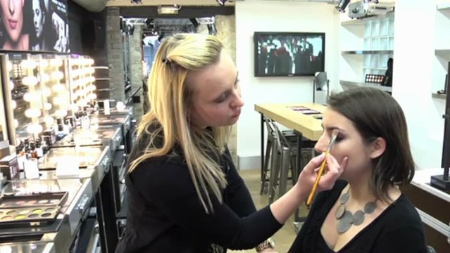 Vidéo maquillage : quel maquillage pour les yeux verts ?