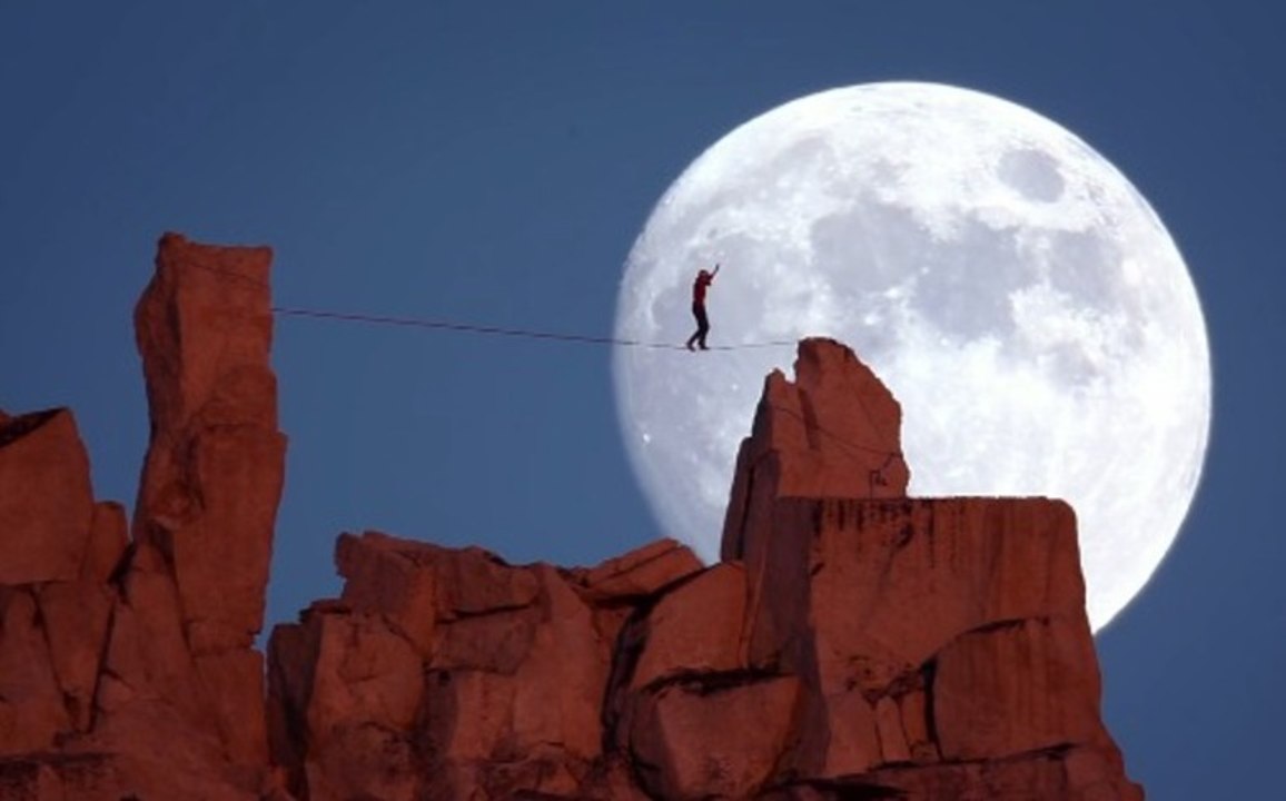 Stackline Moonwalk - 2013