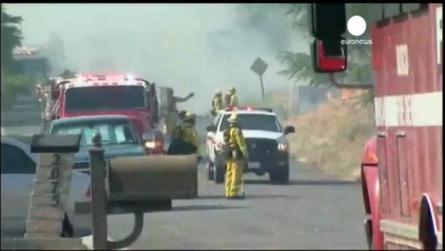 USA: incendi in California, 1.200 ettari in fumo vicino...