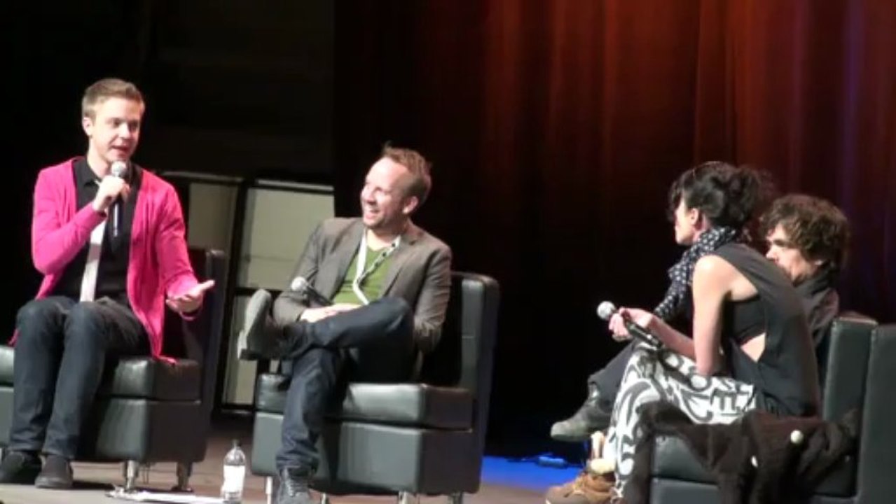 Lena Headey & Peter Dinklage: Game of Thrones Panel - Calgary Expo - April 28, 2013 - Pt. 1/4