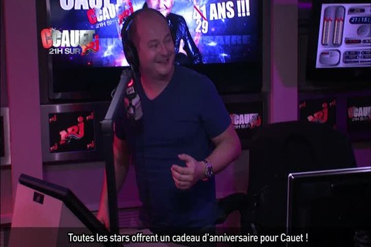 Toutes les stars offrent des cadeaux à Cauet
