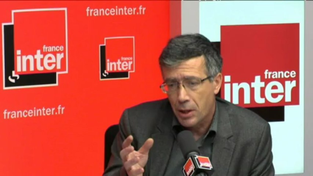 Guillaume Duval:  " Angela Merkel mène une politique qui est contraire aux intérêts des Allemands eux-mêmes"