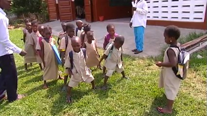 Ces enfants "sorciers" sauvés de l'infanticide