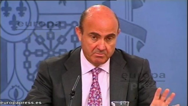 De Guindos anuncia regulación de cajas de ahorro