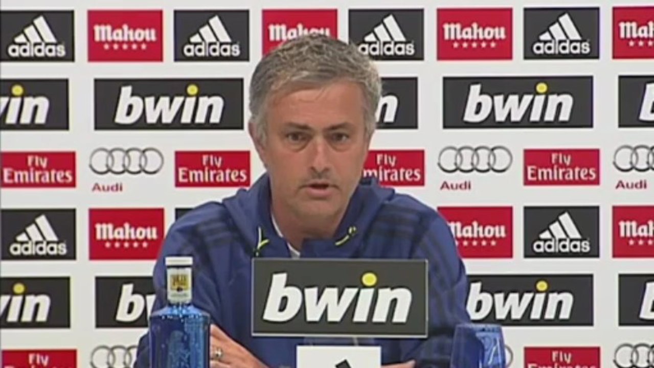 Mourinho aconseja al Real Madrid quedarse con Cristiano Ronaldo
