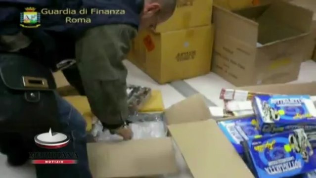 Bagni di Tivoli, sequestrate 5 tonnellate di fuochi d'artificio. Denunciato un cittadino cinese