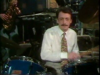 Ad lib - Jean luc mongrain joue du drum