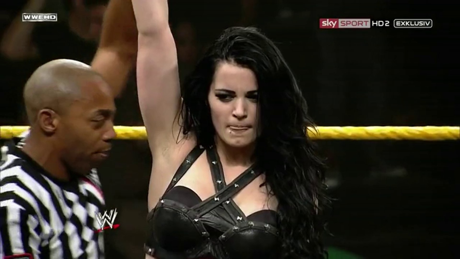 Paige vs. Summer Rae / NXT Wrestling - video Dailymotion