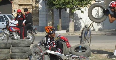 STR Crash Video 7 - Explod of laugh - 2013