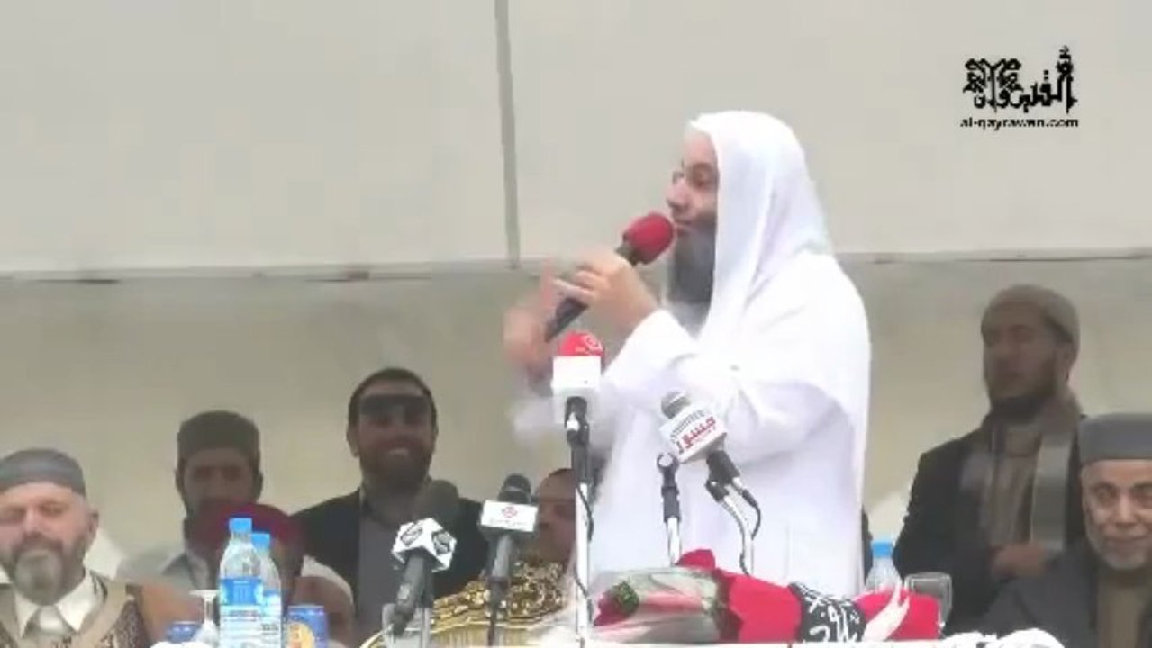 الدعوة إلى الله محاضرة الشيخ محمد حسان بملعب باجة 1-5-2013 (2)