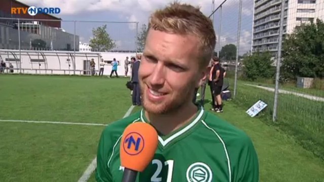 Ook FC Groningen heeft nu zijn eigen postzegels - RTV Noord