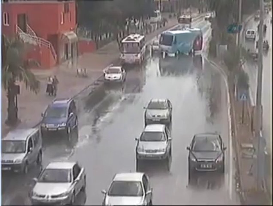MOBESE Dehşet anı kameralarda!