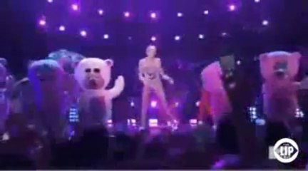 Miley Cyrus VMA Performance And Freakout [TheLipTV]