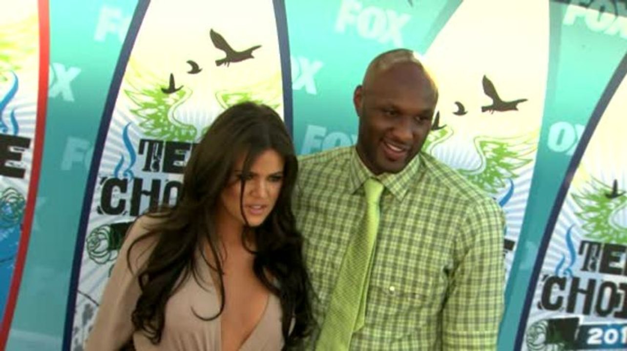 Lamar Odom Returns to Khloe to Discuss Issues