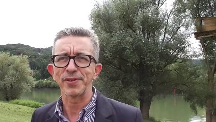 Les cabanes de bois de  Tadashi Kawamata sur les rives de Saône