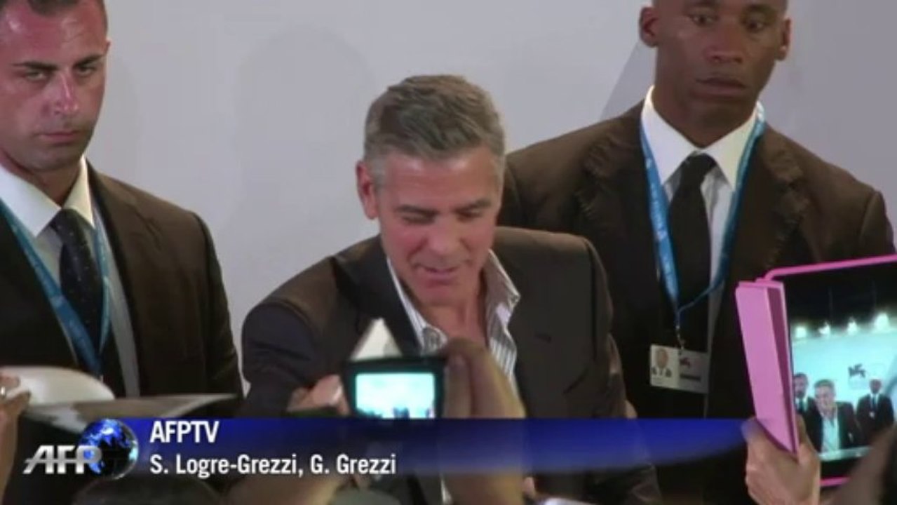 Clooney, Bullock space thriller opens Venice fi...