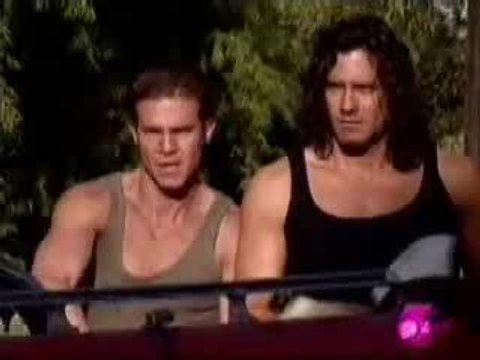 JUAN y NORMA (norma sola mira juan)