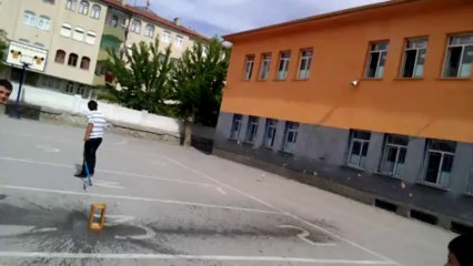 BİDON FIRLATMA-1-MURAT ÜSTÜNDAĞ-FEN BİLİMLERİ ÖĞRETMENİ-24.05.2013-BİLİM ŞENLİĞİ DENEYLERİ