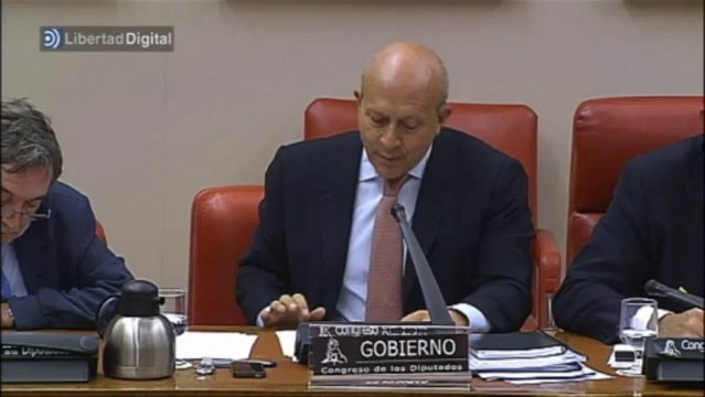 El Gobierno subirá las becas universitarias un 20%