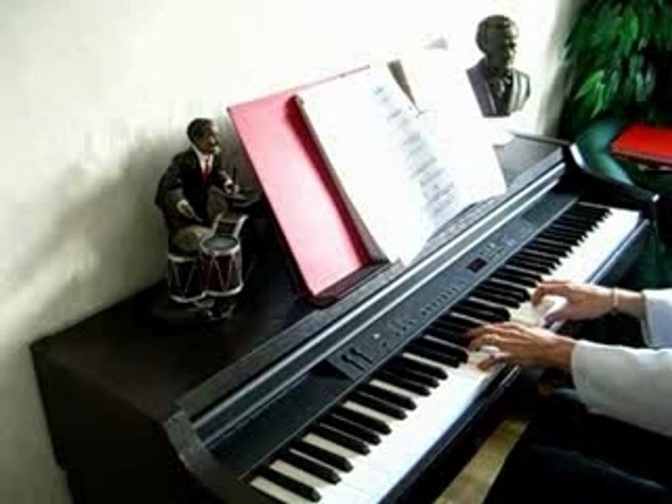 GUNS N' ROSES NOVEMBER RAIN