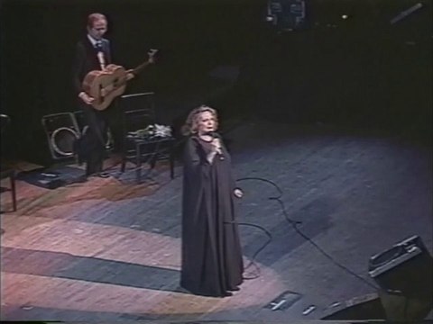 Amália Rodrigues Una casa portuguesa 1990