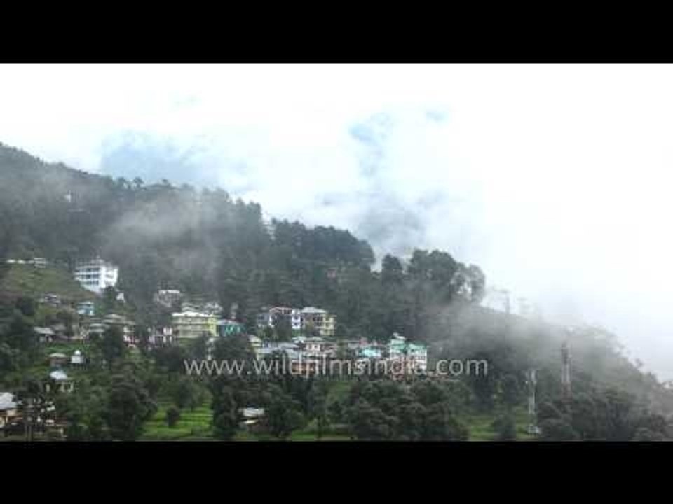 Fog blankets Mcleodganj - Time Lapse