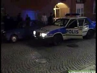 fight beteen police and criminals