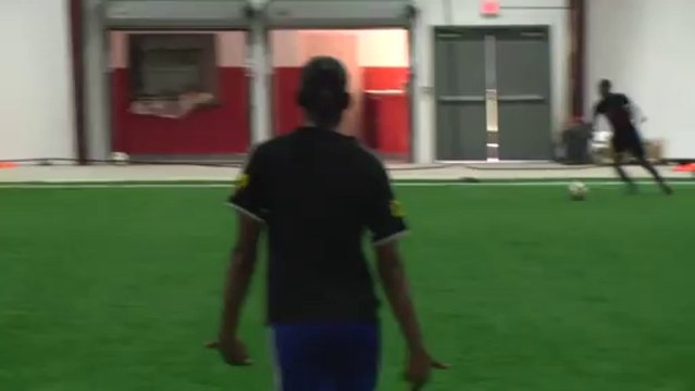 00020 haitian women practicing