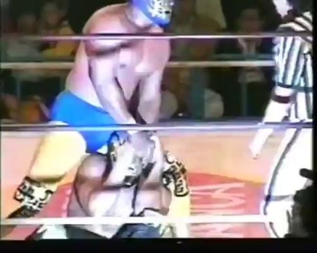 Mil Mascaras vs Canek mascaras rotas.