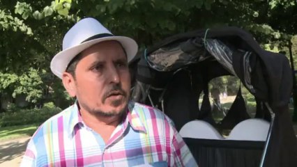 Tourists in luck-luck as Paris welcomes tuk-tuk