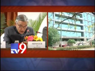 Railway minister Bansal given clean chit by Cong High Command