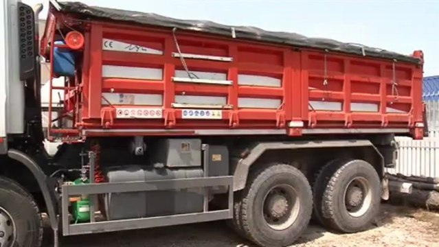 SCHIANTO CONTRO UN TIR, MUORE ANZIANO