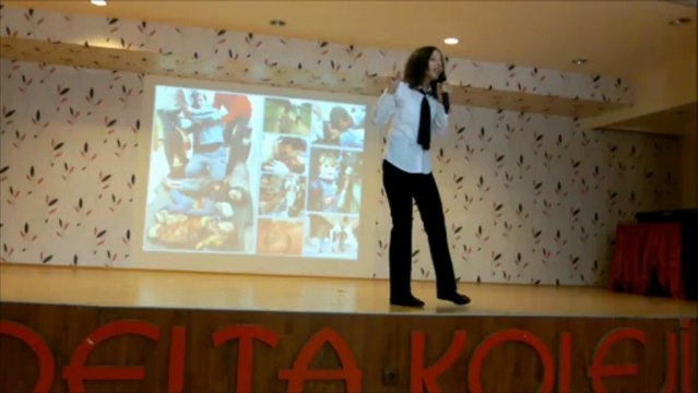 Delta Koleji Şiir Okuma Yarışması Birincisi Elif Tiftik