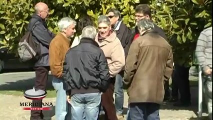 Dipendenti Alitalia Eutelia e Argol protestano davanti a sede del consiglio