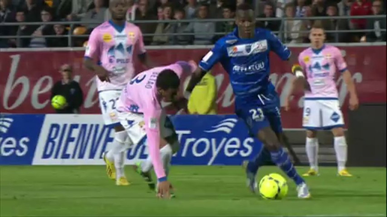ESTAC Troyes (ESTAC) - Evian TG FC (ETG) Le résumé du match (35ème journée) - saison 2012/2013